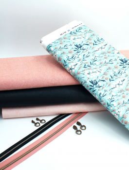 Designerbaumwollstoff Field of Dreams teal (10 cm)